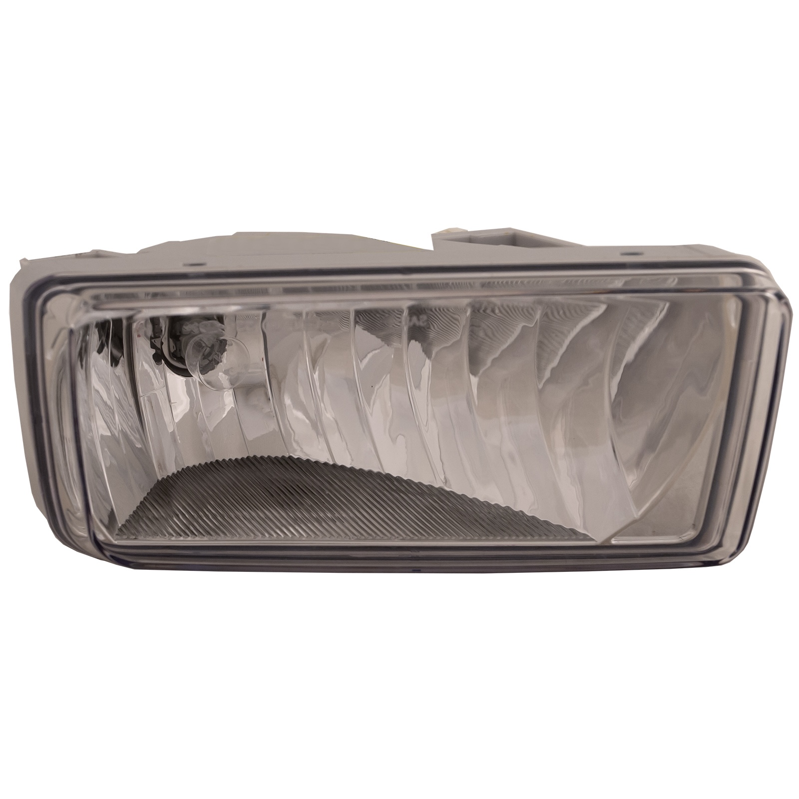 Right Passenger Side Fog Light For 15-20 Chevrolet Suburban, 15-20 Chevrolet Tahoe, 15-20 GMC Yukon, 15-20 GMC Yukon XL; CAPA Certified