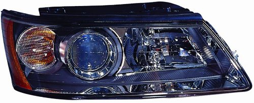 Right Passenger Side Headlight For 06-08 Hyundai Sonata; CAPA Certified