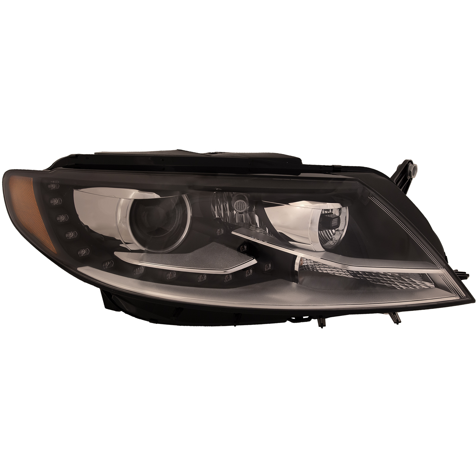 Right Passenger Side Headlight For 13-17 Volkswagen CC; CAPA Certified