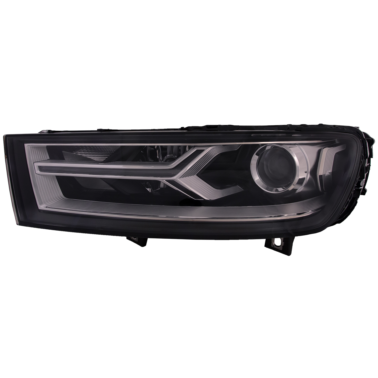Left Driver Side Headlight For 17-19 Audi Q7; CAPA Certified