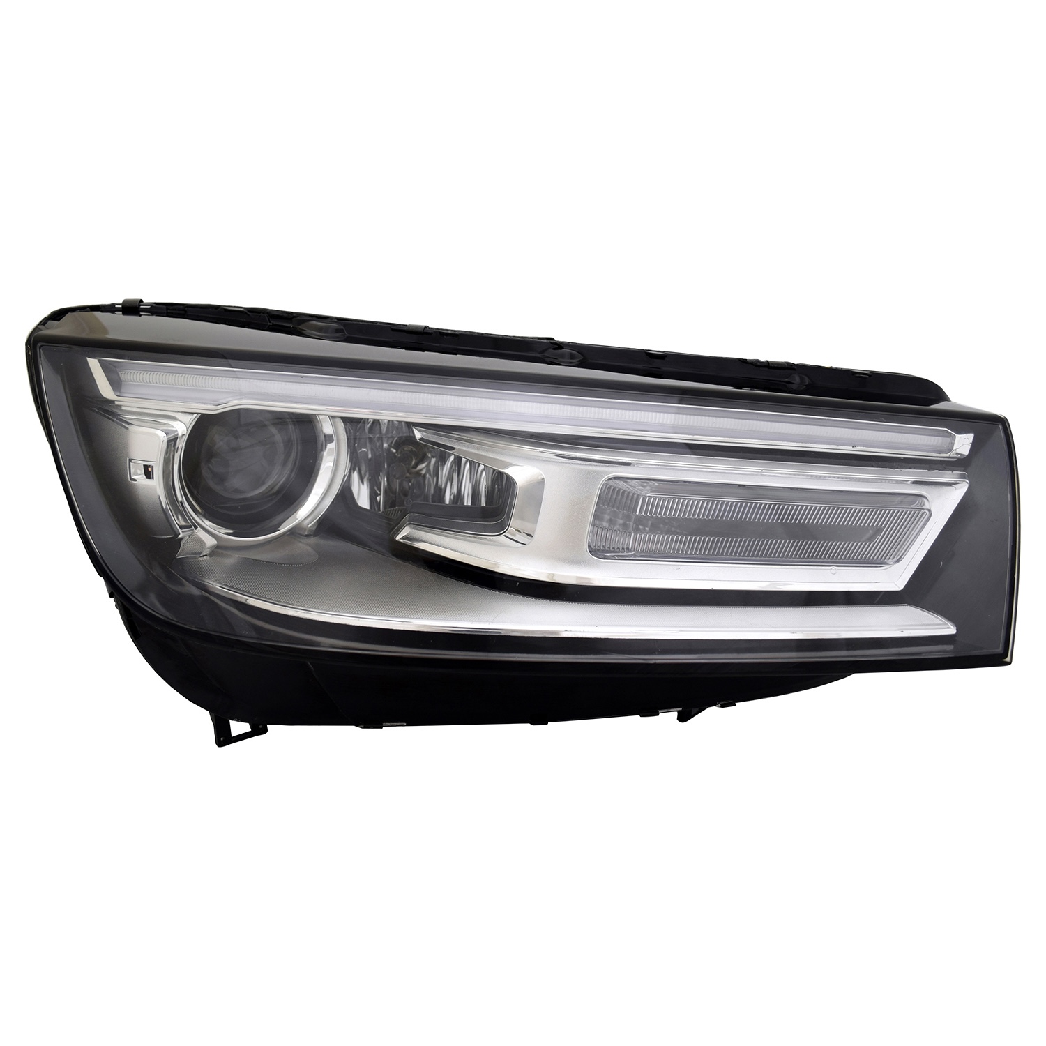 Right Passenger Side Headlight For 18-20 Audi Q5, 18-20 Audi SQ5; CAPA Certified