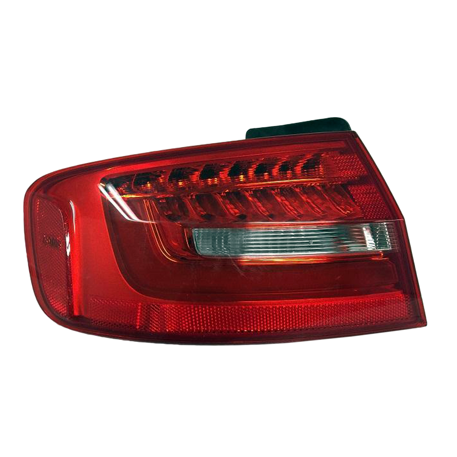 Left Driver Side Tail Light For 09-16 Audi A4, 13-16 Audi allroad, 10-16 Audi S4
