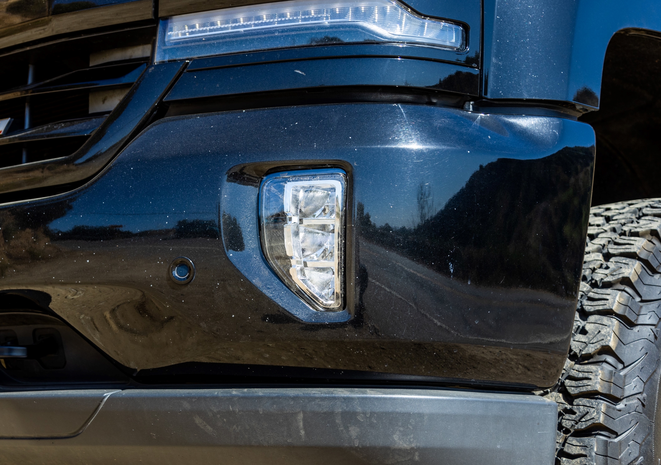 Fog Light Set For 16-18 Chevrolet Silverado 1500, 15-19 Chevrolet Silverado 2500 HD, 15-19 Chevrolet Silverado 3500 HD