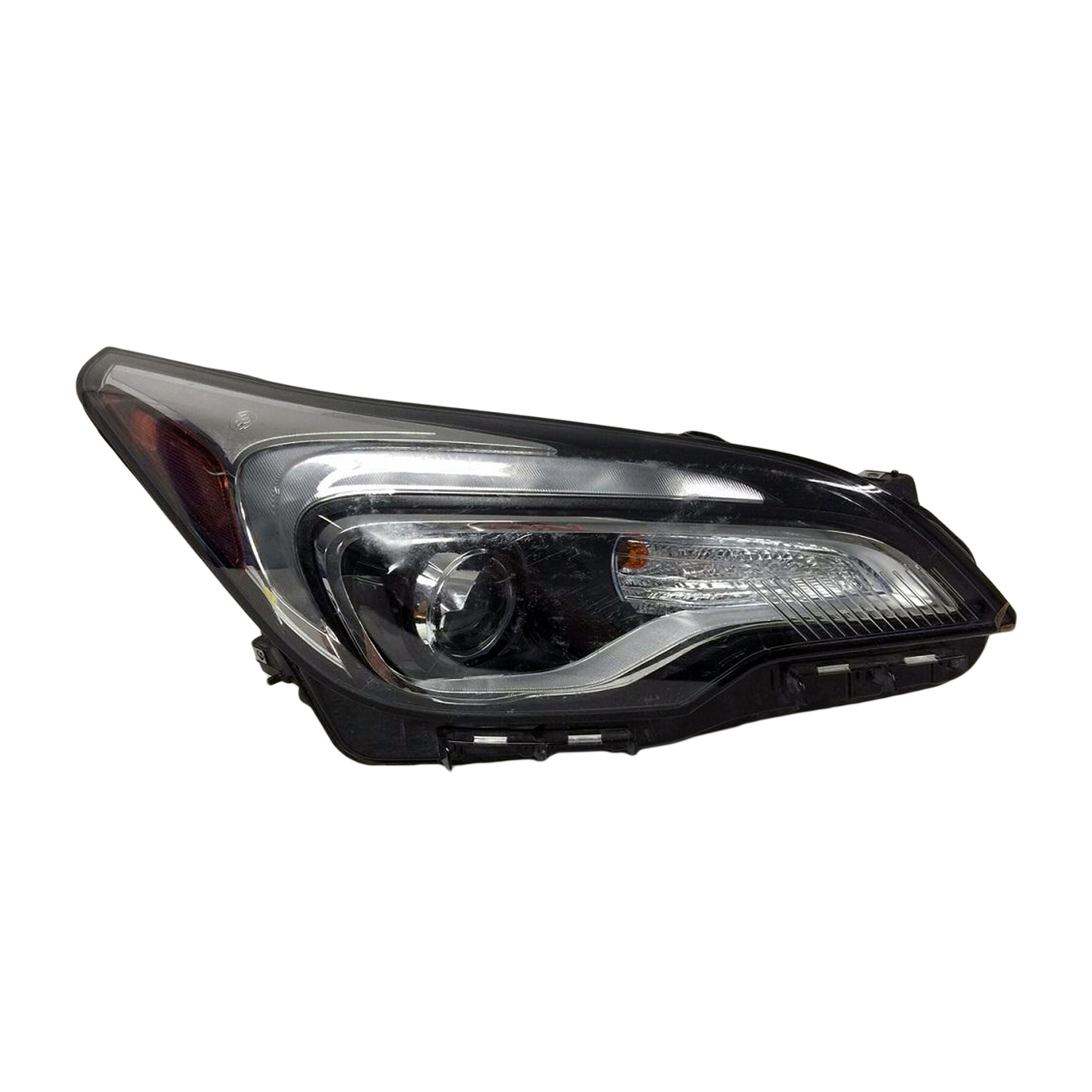 Right Passenger Side Headlight For 16-19 Buick Envision