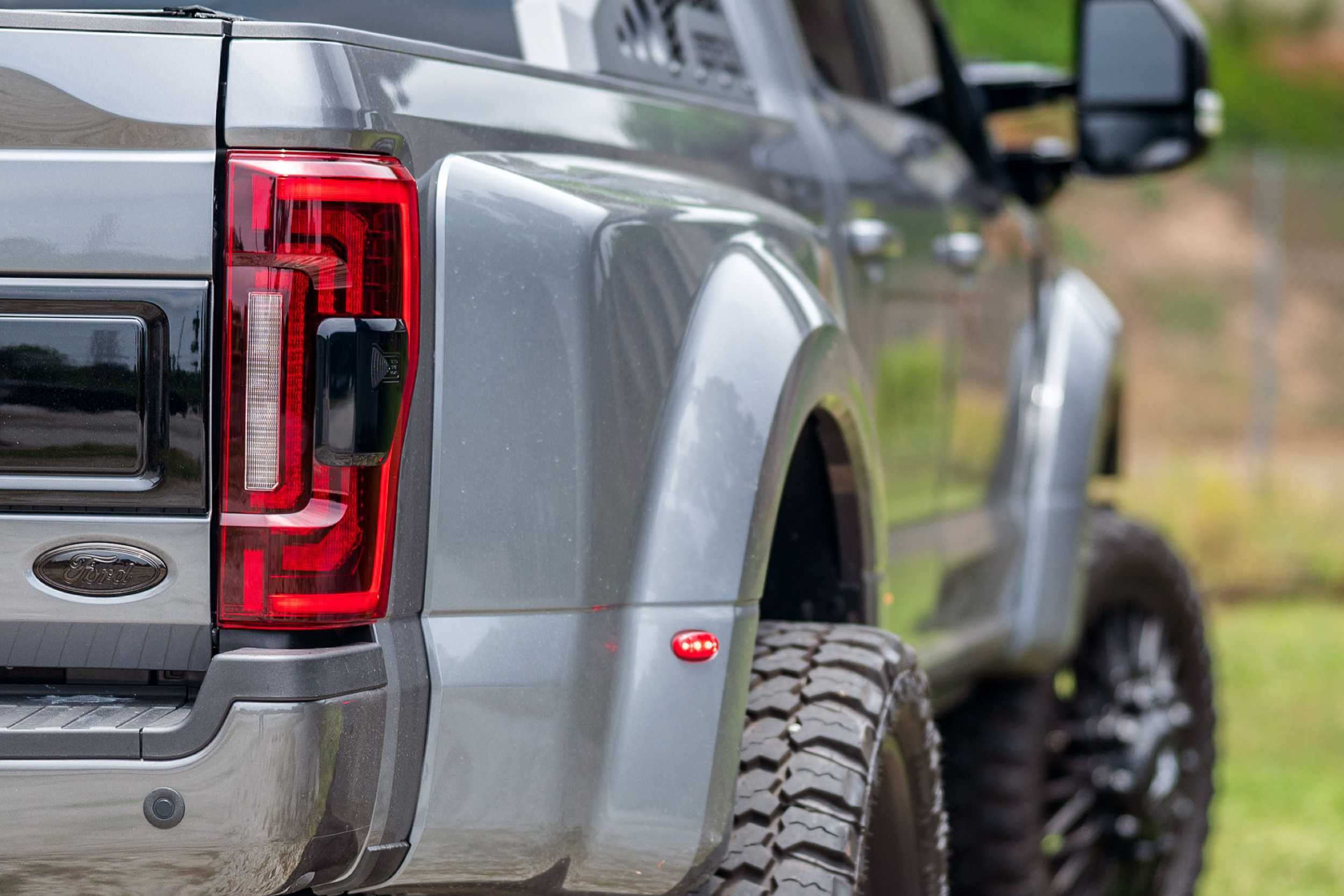 Tail Light For 17-21 Ford F-250 Super Duty, 17-21 Ford F-350 Super Duty