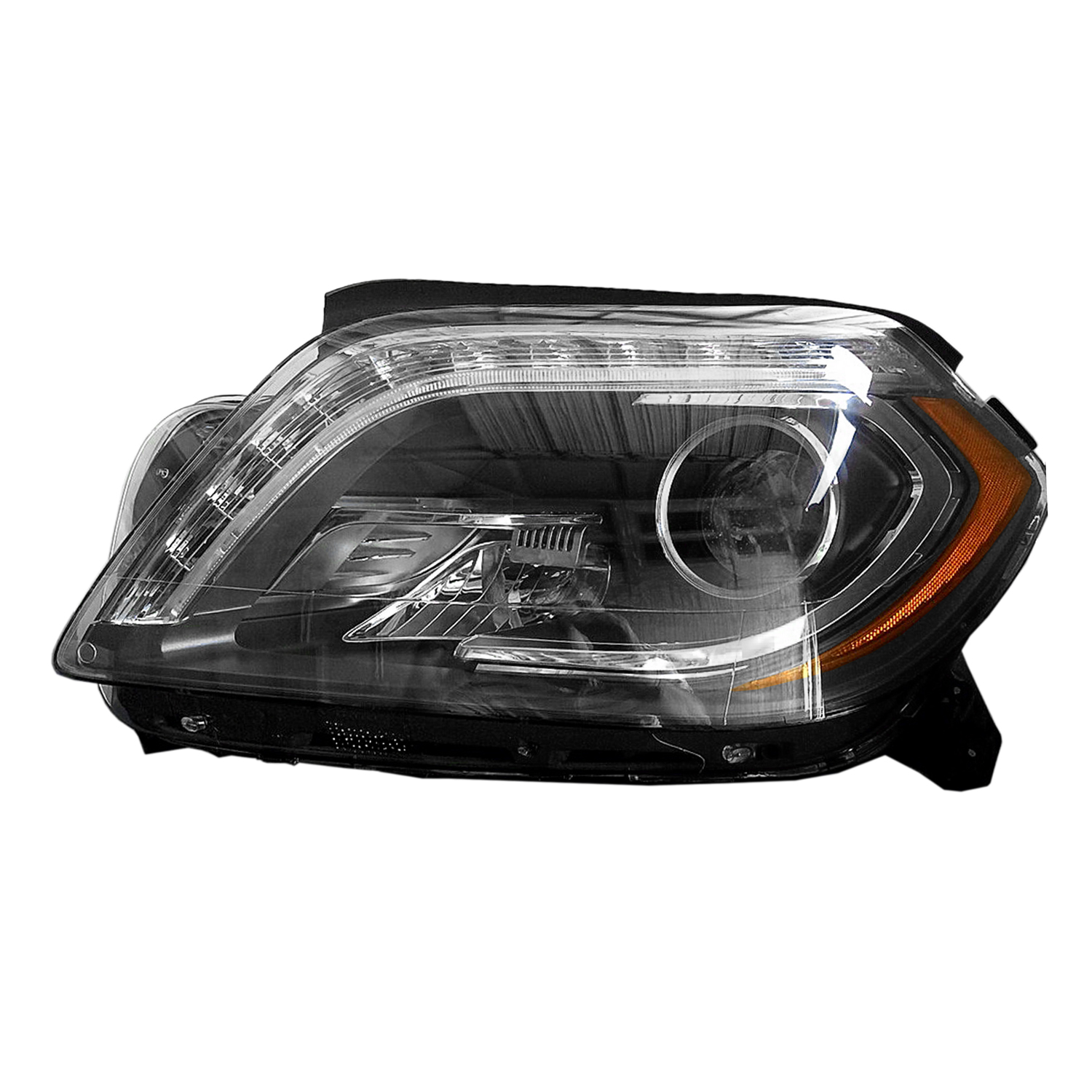 Left Driver Side Headlight For 13-16 Mercedes-Benz GL350, 13-16 Mercedes-Benz GL450, 13-16 Mercedes-Benz GL550, 13-16 Mercedes-Benz GL63 AMG
