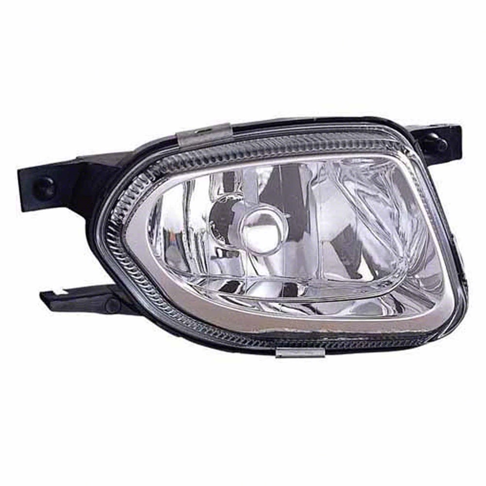 Right Passenger Side Fog Light For 03-06 Mercedes-Benz E320, 03-06 Mercedes-Benz E500