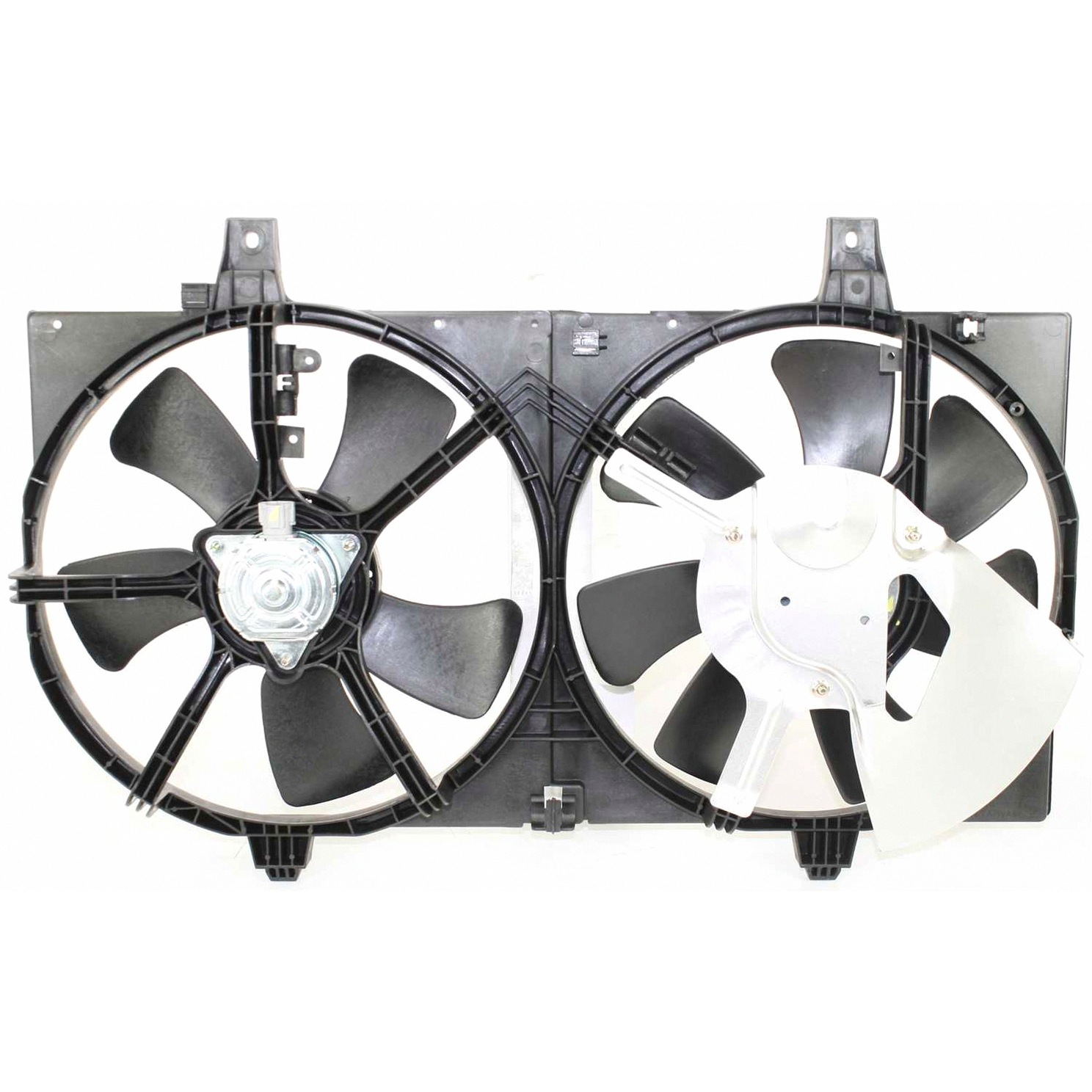 Dual Radiator And Condenser Fan Assembly For 02-06 Nissan Sentra