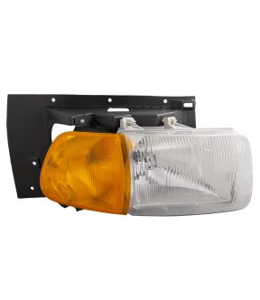 Right Passenger Side Headlight For 98-05 Sterling Truck AT9500, 98-08 Sterling Truck LT8500, 98-08 Sterling Truck LT9500