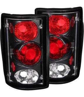 Tail Light Set For 95-06 Ford E-150, 03-06 Ford E-250, 00-05 Ford Excursion