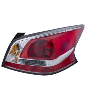 Right Passenger Side Tail Light For 14-15 Nissan Altima
