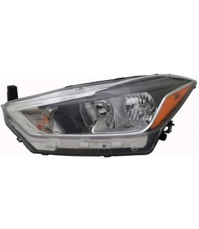 Left Driver Side Headlight For 18-20 Nissan Kicks; CAPA Certified