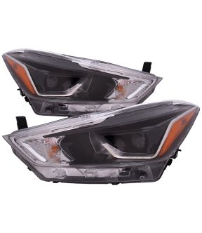 Headlight Set For 18-20 Nissan Kicks