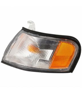 Left Driver Side Parking Light For 95-98 Nissan 200SX, 95-99 Nissan Sentra